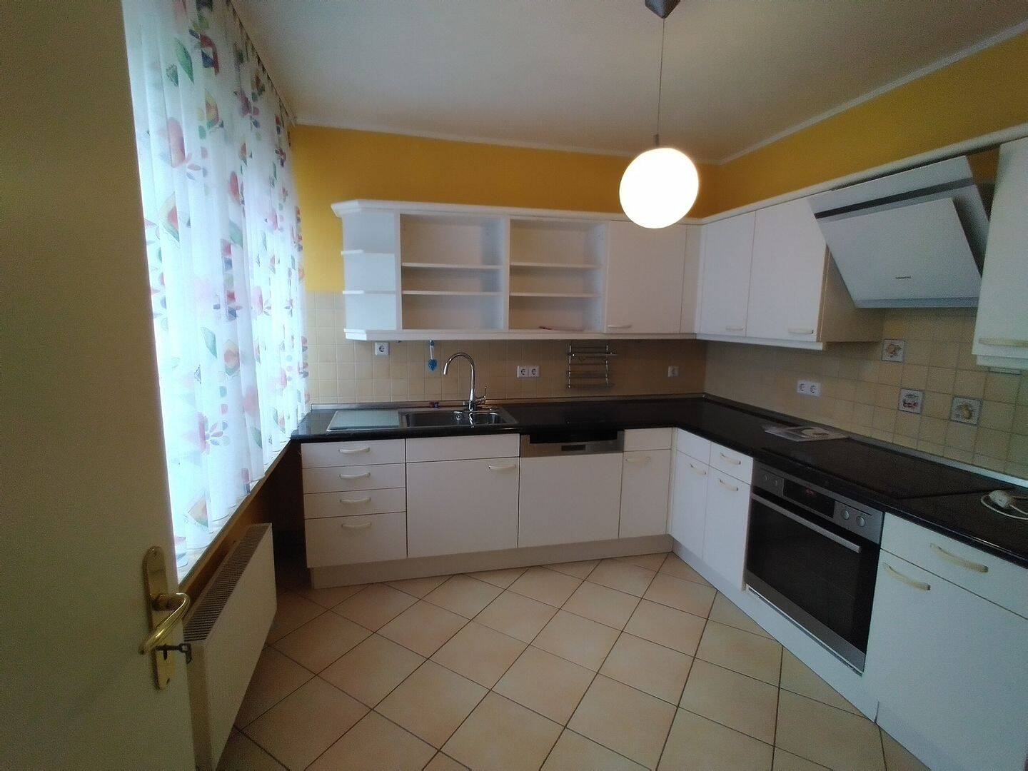 Dreizimmerwohnung mit Balkon – Koblenz – Vorschaubild 3