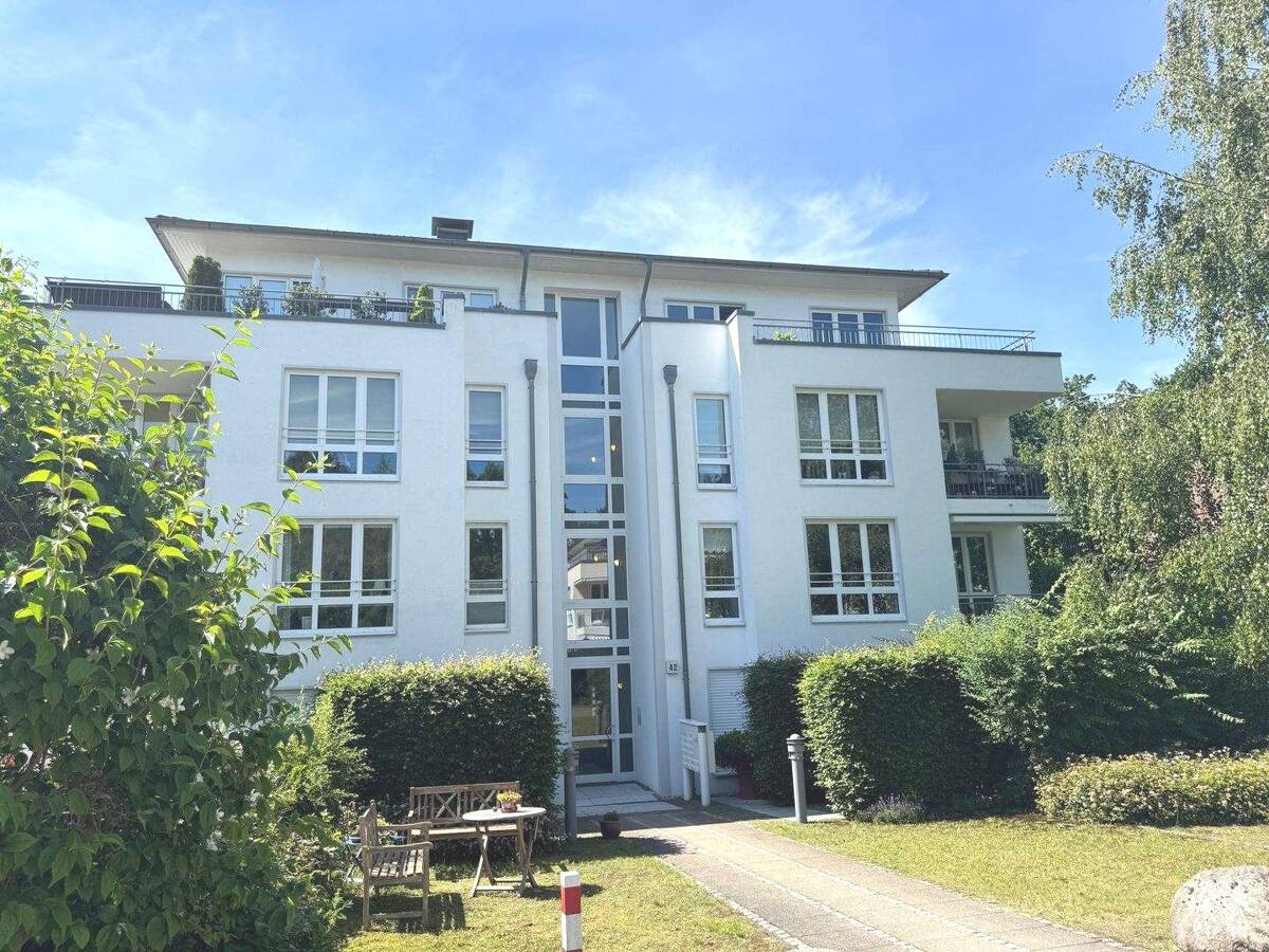 Traumhafte Wohnung im Wohnpark Marienhöhe – 22589 Hamburg – Bild 1 von 9