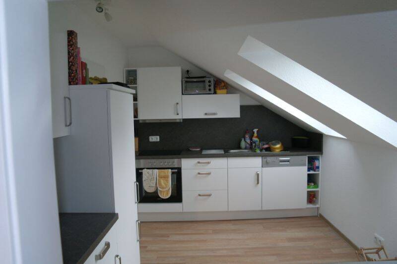 **Großzügig geschnittene 2-Zimmer-Wohnung mit EBK in ruhiger Lage** – Osnabrück – Vorschaubild 5