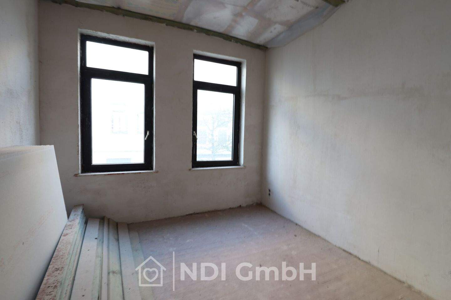 Denkmalgeschütztes Neorenaissance-Mietshaus in Bremerhaven Lehe (Goethequartier) – Bremerhaven – Vorschaubild 9