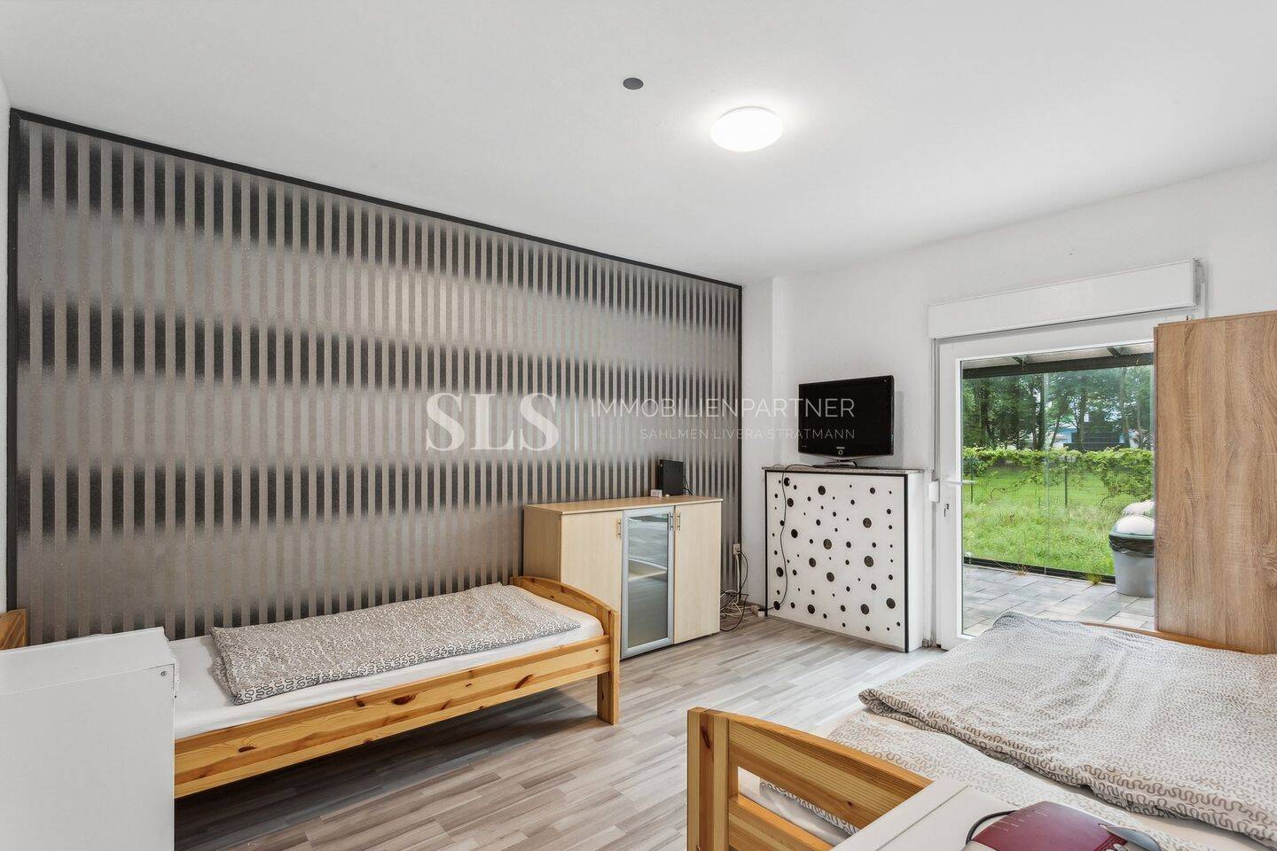 Gepflegtes 5-Familienhaus mit Ausbaureserve, Garten und Stellplätzen in Gelsenkirchen-Scholven – Gelsenkirchen – Vorschaubild 2