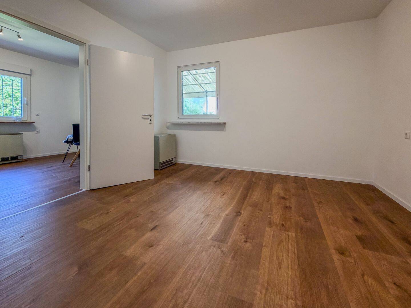 Freistehender Bungalow auf eigenem Grundstück in Düsseldorf-Gerresheim - sofort bezugsfrei – Düsseldorf – Vorschaubild 3