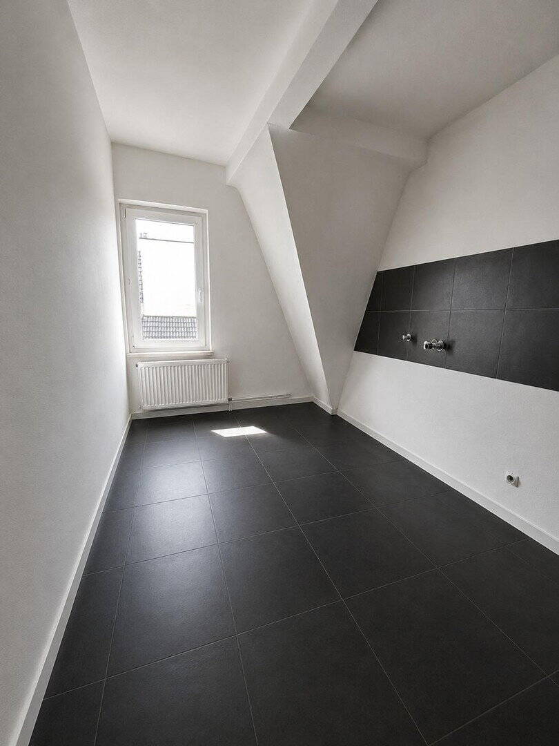 Schöne Wohnung mit ca. 45 qm Wohnfläche in ruhigem 4-Parteienhau