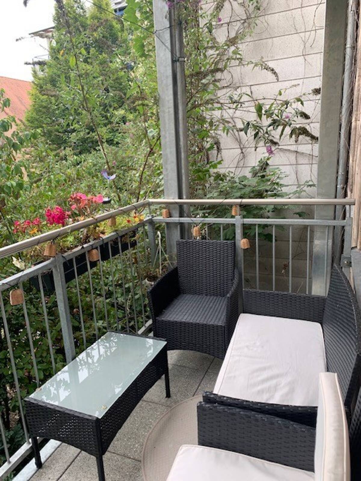 Kapitalanlage in der Altstadt ... Altbau- Wohnung mit Balkon ... – 90762 Fürth – Bild 1 von 9