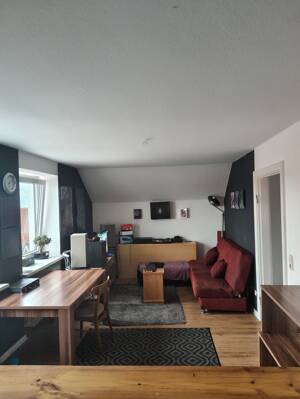 Schöne helle Dachgeschosswohnung im Herzen von Stadthagen – 31655 Stadthagen – Vorschaubild 2