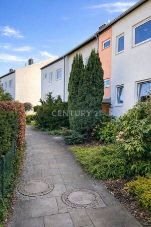 Exklusives Reihenmittelhaus mit grünem Garten - stilvolles Wohnen in Berlin – 12279 Berlin – Vorschaubild 3