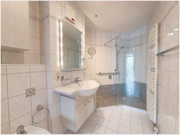 Etagenwohnung in 88131 Lindau (Bodensee) / Lindau Insel mit 85 m² kaufen