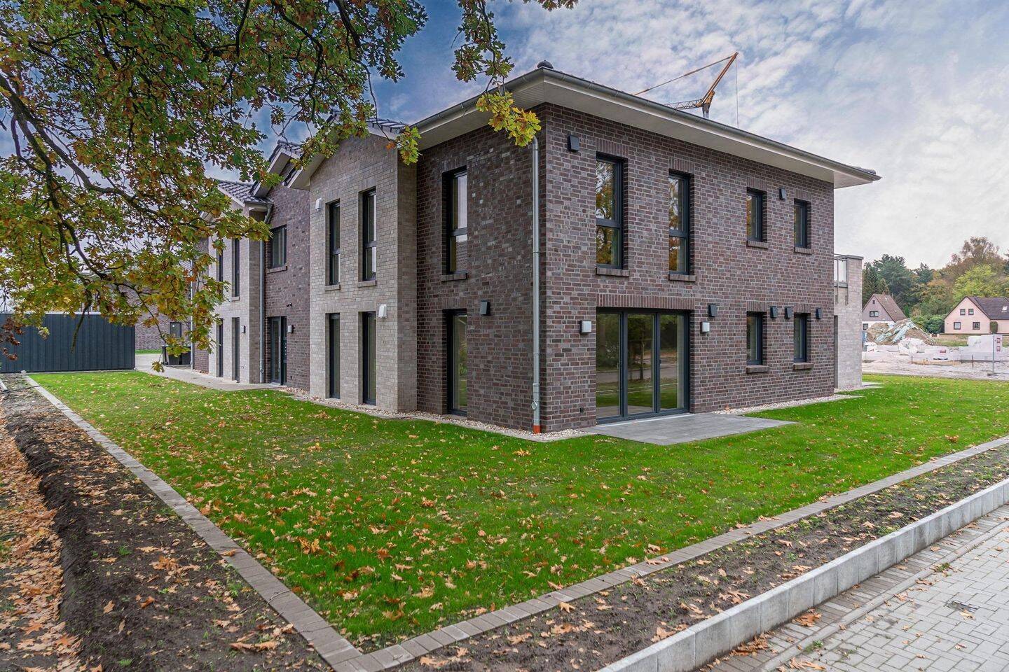 Modernes Mehrfamilienhaus in KFW 40 QNG – Varel – Vorschaubild 4