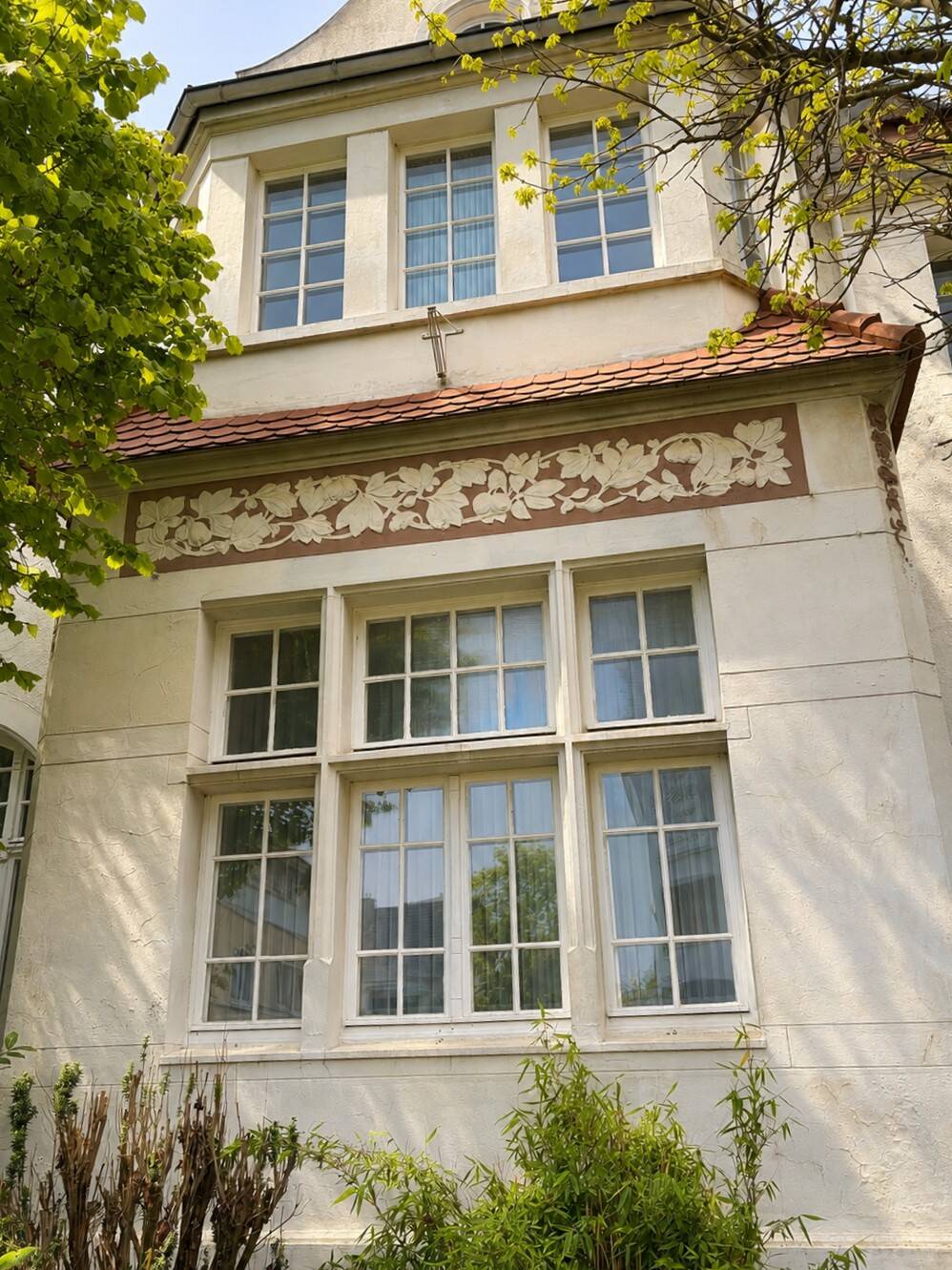 Historische Stadtvilla! Repräsentatives Wohnen, Arbeiten und Investieren vereint. Gelegenheit: Denkmalschutz – Bad Oeynhausen – Vorschaubild 8