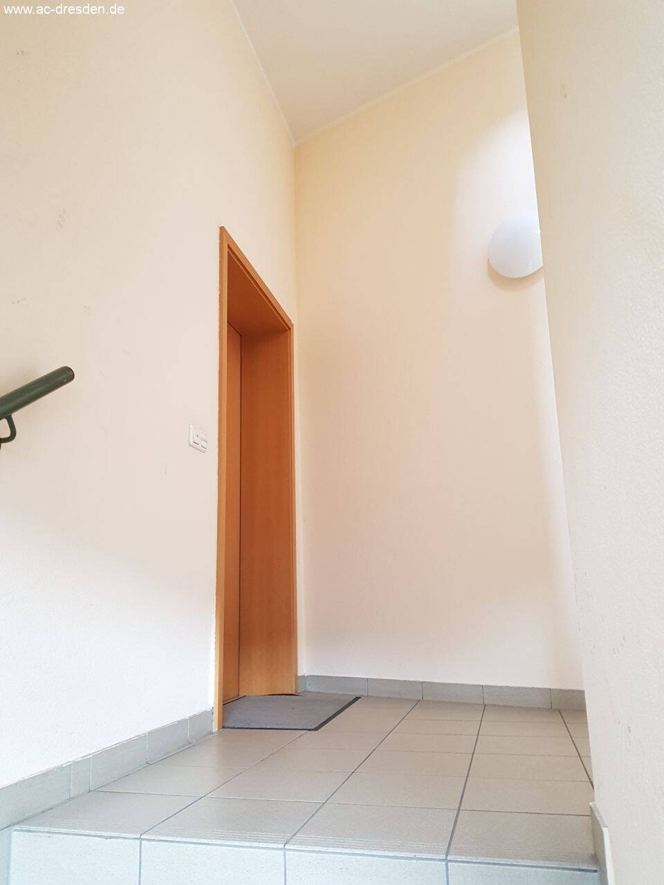 Charmante und lichtdurchflutete 2-Zimmer-Wohnung in saniertem Gründerzeithaus im Herzen von Chemnitz – Chemnitz – Vorschaubild 8