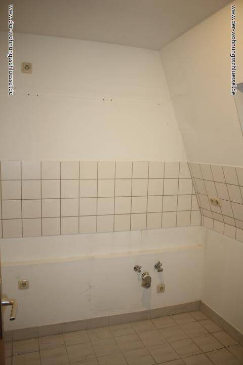 ZU VERKAUFEN - 2 Raumwohnung - BALKON MIT BESTER AUSSICHT – Annaberg-Buchholz – Vorschaubild 2