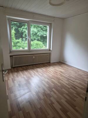Top geschnittene und renovierte Altbauwohnung mit Flair und großer Terrasse. Nähe Tierpark ! Traumhafter Ausblick ins Wäldchen ! – 41199 Mönchengladbach – Vorschaubild 4