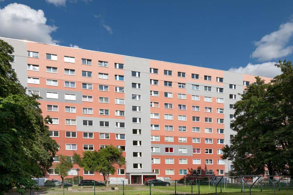 .. mit Blick über Magdeburg! / ...offering stunning views across Magdeburg! – Magdeburg – Vorschaubild 6