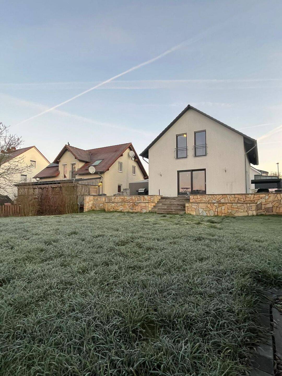 Modernes Einfamilienhaus mit PV-Anlage & Batteriespeicher in Laubach/Wetterfeld – Laubach – Vorschaubild 3
