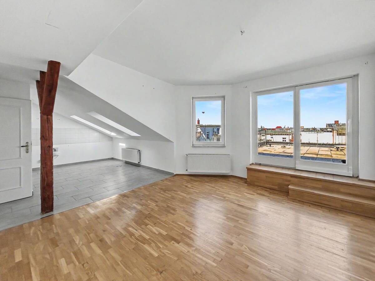Provisionsfreie DG-Wohnung im Paulusviertel mit Dachterrasse – 6114 Halle (Saale) – Bild 1 von 9