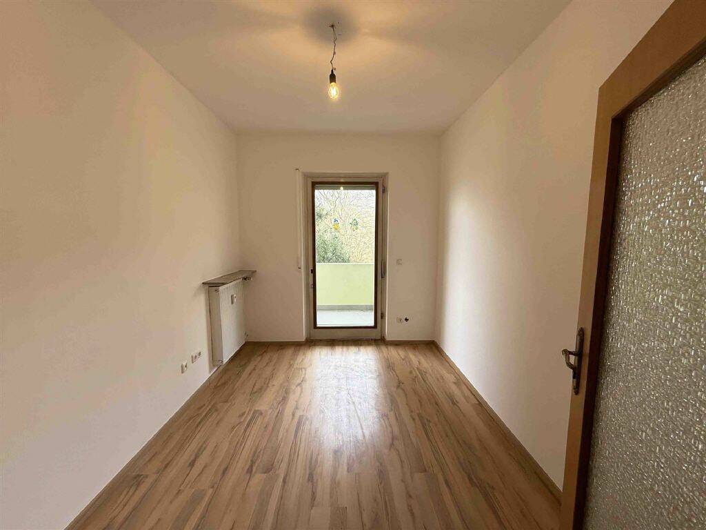 Top-Lage am Neroberg 3-4 ZKB mit 2 Balkonen, Weinbergblick und Aufzug – Wiesbaden – Vorschaubild 9