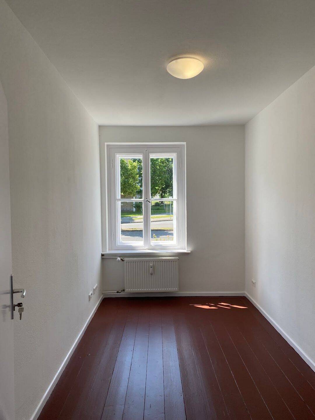 Kleines Zimmer 9,03 m² innerhalb einer 2er-WG // EG re Zimmer 1064 – Wolfsburg – Vorschaubild 2