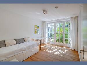Möbliert: Wunderschönes Stadthaus in ruhiger Innenhoflage – 80469 München – Vorschaubild 5