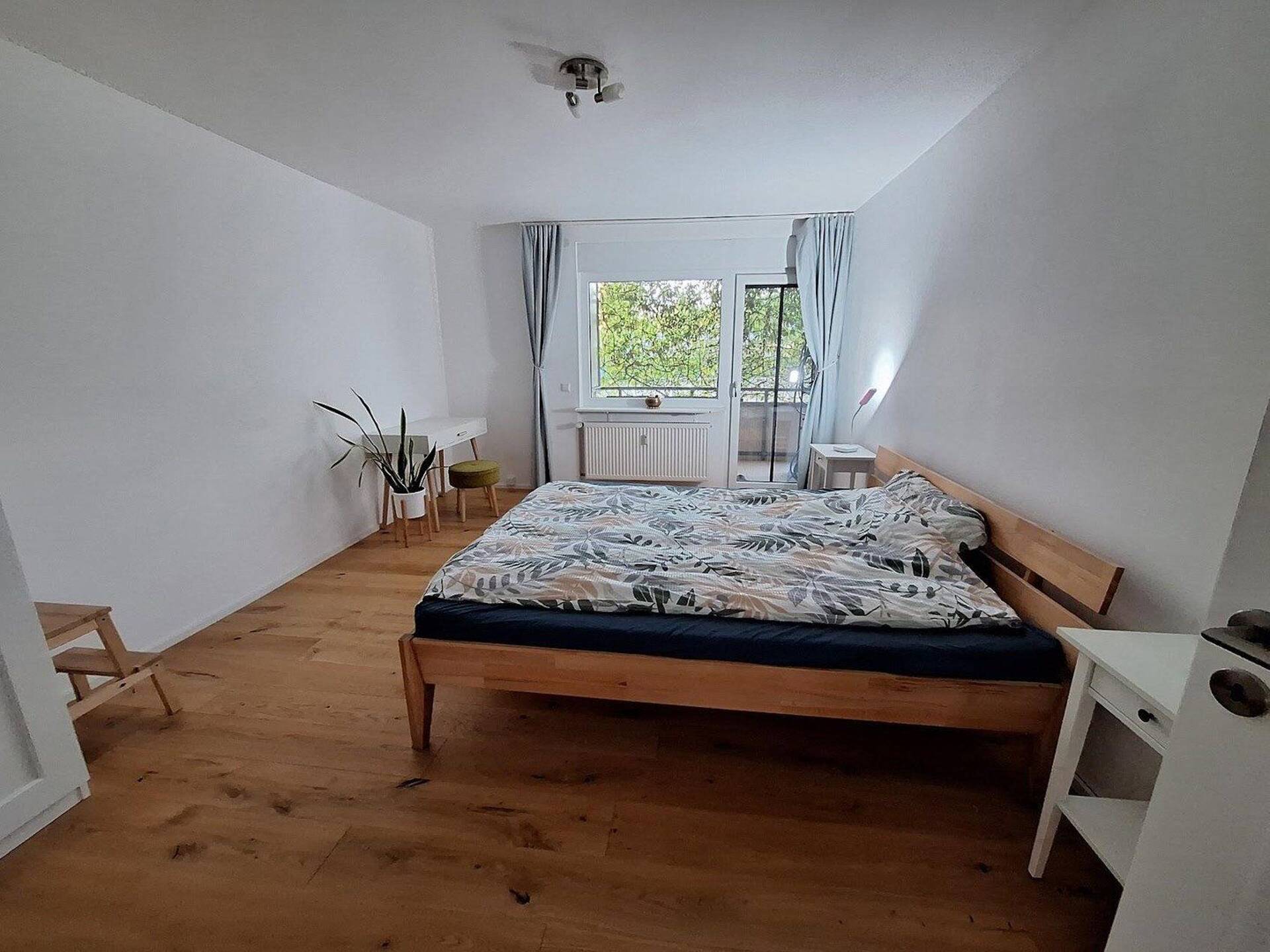 Erdgeschosswohnung in 76137 Karlsruhe mit 94,67 m² kaufen