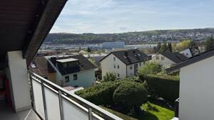 3-Zimmer-Wohnung Dachgeschoss Würzburg Dürrbachau Balkon teilmöbliert