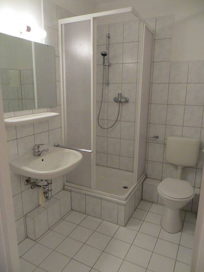 Möckern- individuelle kleine 3-Raum-Wohnung mit Duschbad in ruhiger Lage – Leipzig – Vorschaubild 8