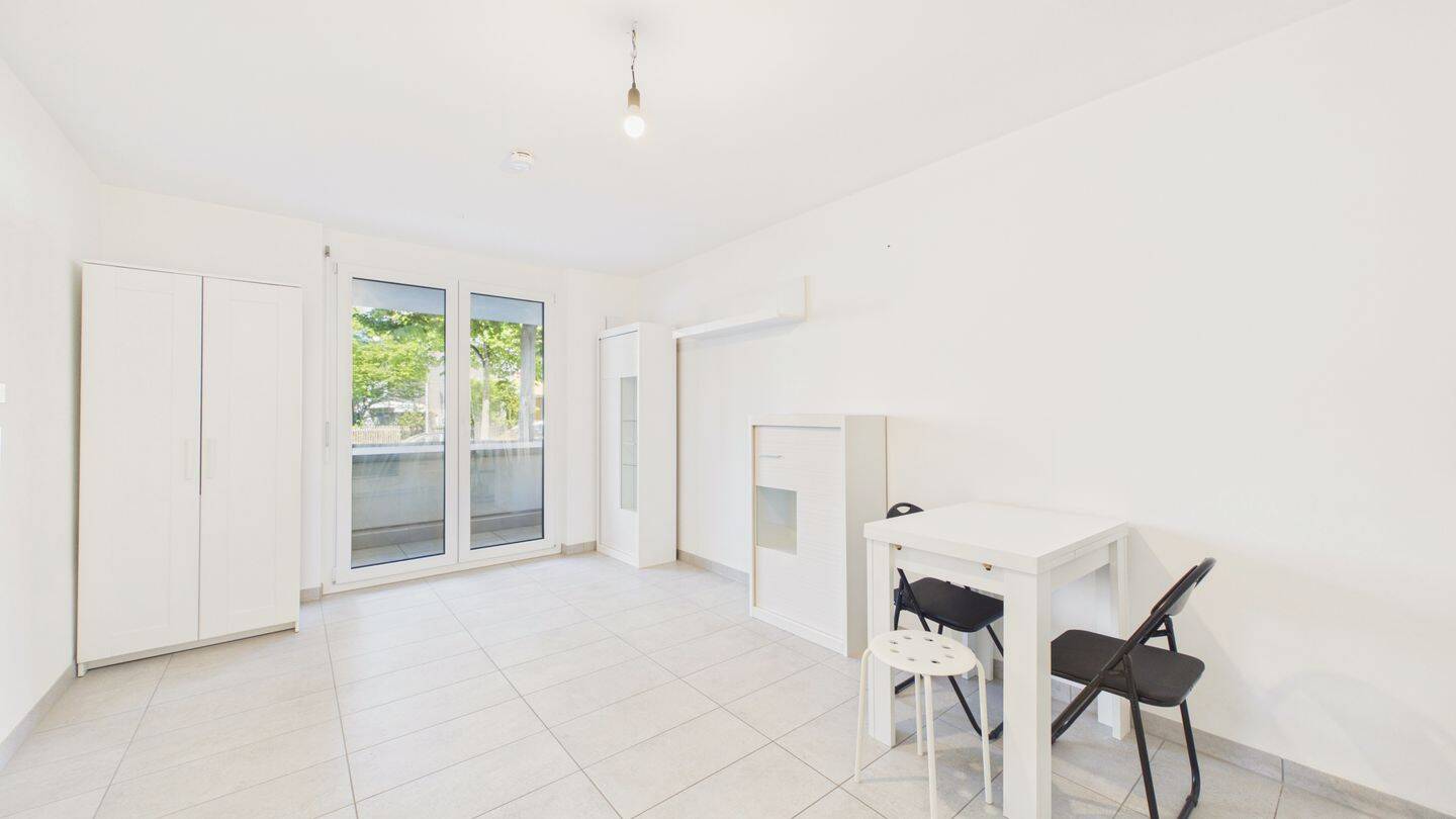 HEGERICH: Moderne 1-Zimmer-Erdgeschosswohnung mit Loggia in Sendling-Westpark!