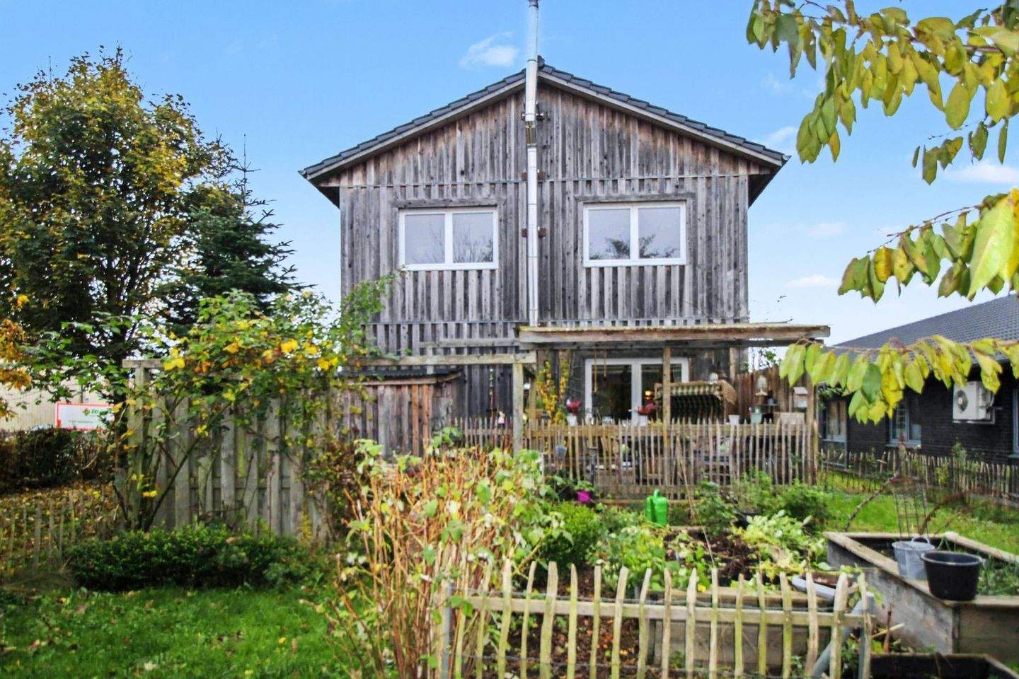 Ideal für soziale Einrichtungen - Flexibles Wohn- und Geschäftshaus in Kappeln – Kappeln – Bild 1 von 9