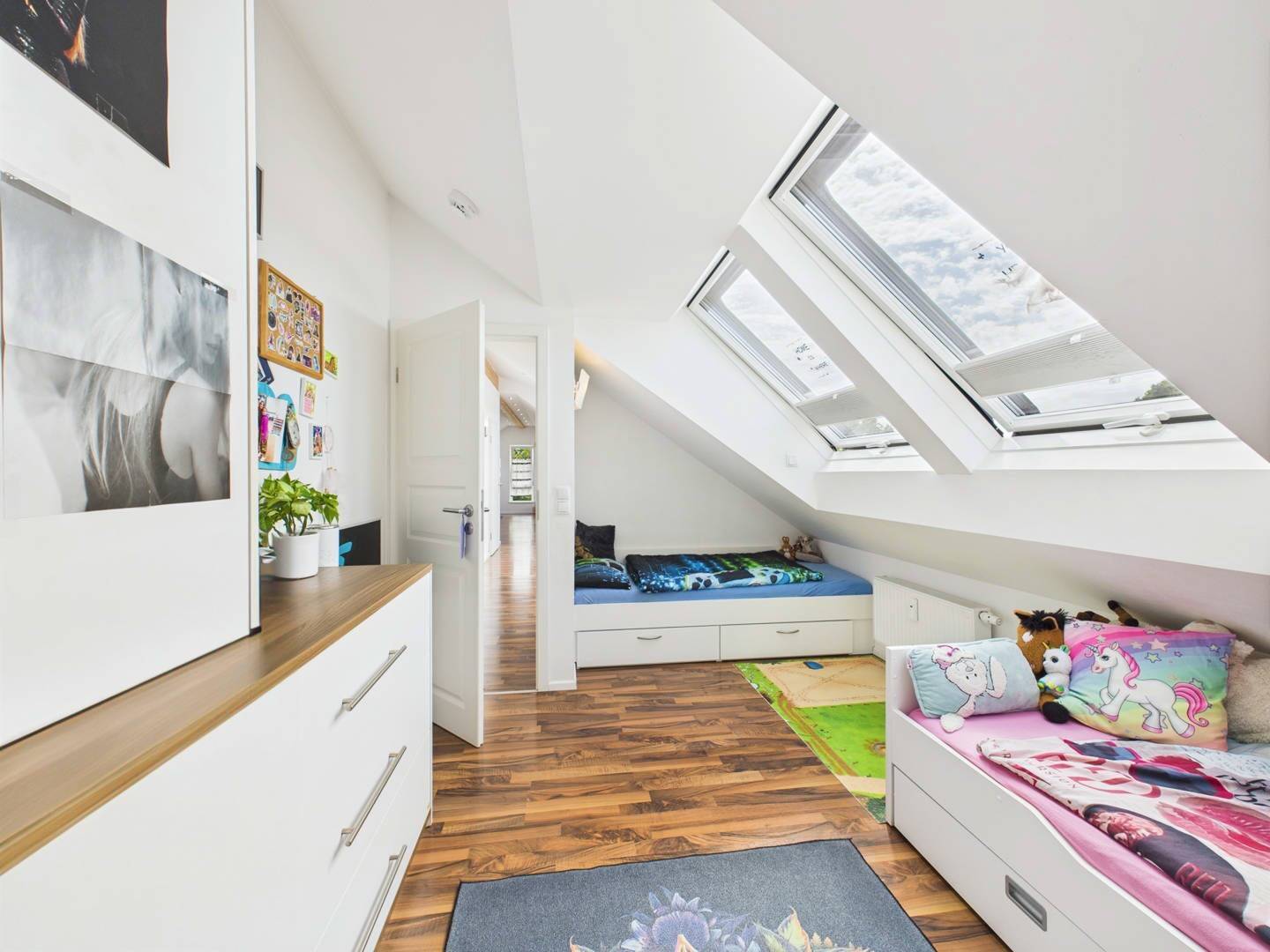 Wunderschöne Dachgeschosswohnung mit Süd-Loggia in München-Untermenzing – München – Vorschaubild 9