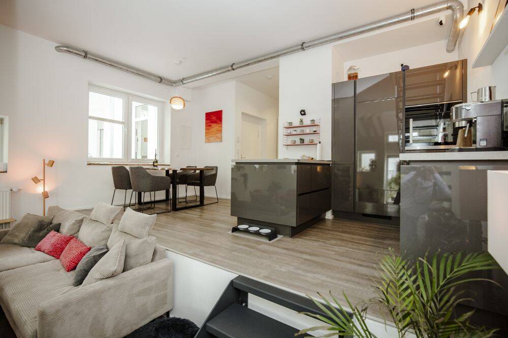 Loftartige Maisonettewohnung mit Terrasse Nähe Siegfriedplatz – Bielefeld – Vorschaubild 3
