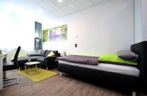 Ready to move in! Cosy and modern 1-room serviced apartment, fully equipped in center of Offenbach – 63065 Offenbach am Main – Vorschaubild 3