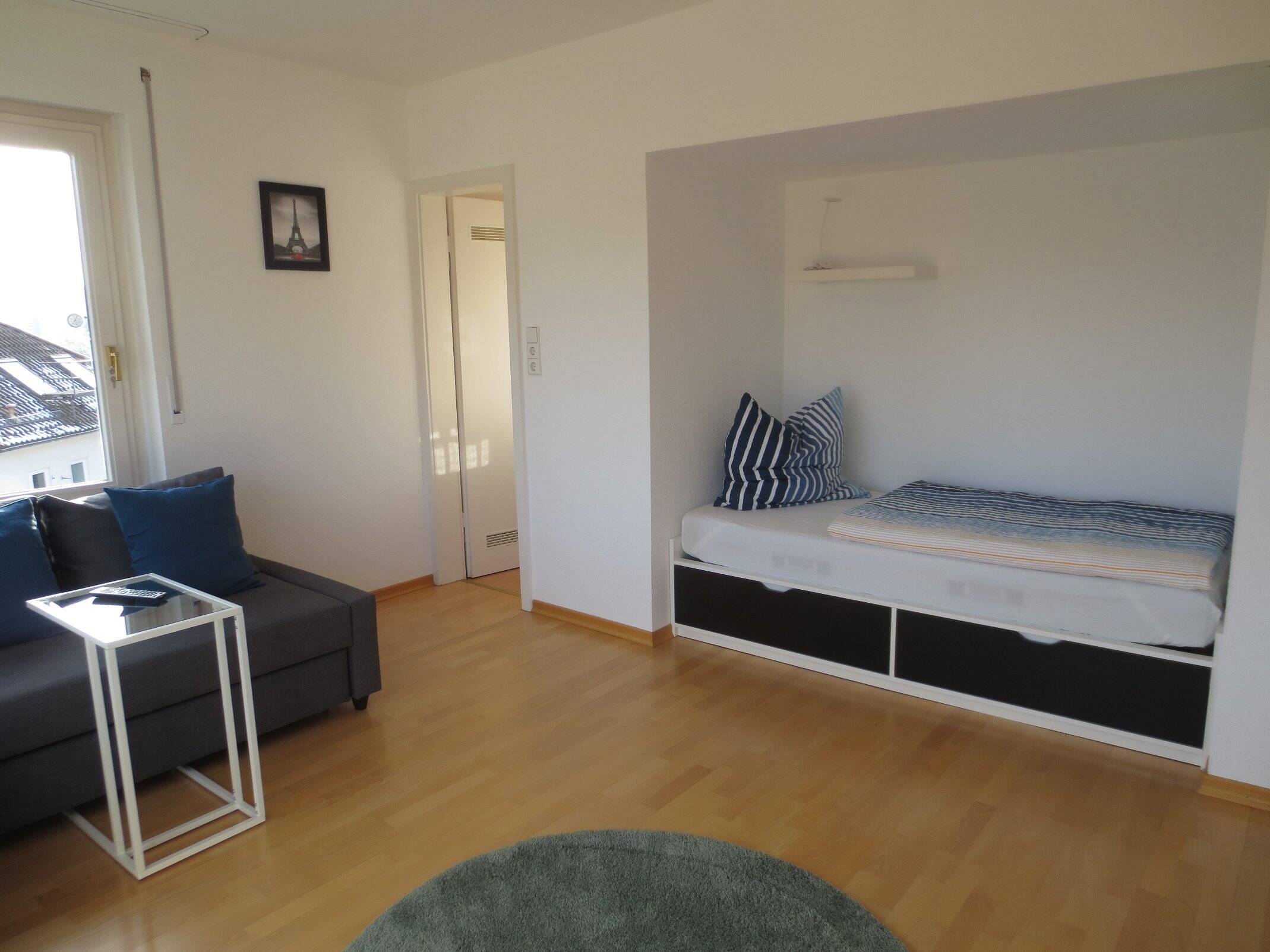 TOLLE LAGE - sehr helle 1-Zi-Whg in S-Mitte, Stellplatz - 1533 – Stuttgart – Vorschaubild 4