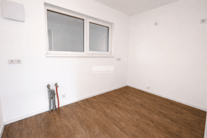 antaris Immobilien GmbH **Großzügige 3-Raum-Wohnung mit Balkon und Bad** – 99085 Erfurt – Vorschaubild 5