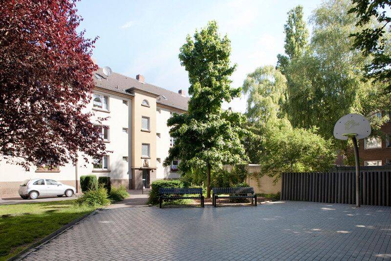 Wohnung mit neuen Böden in Lierenfeld