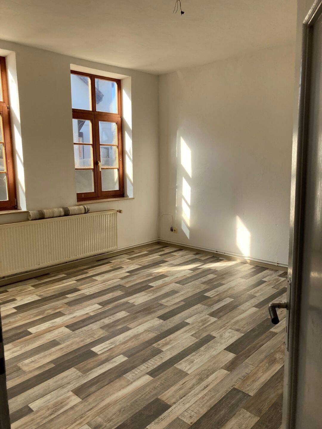 6- Familienwohnhaus mit Nebengebäude in zentraler Lage von Bodenwerder/Kemnade – Bodenwerder – Vorschaubild 9