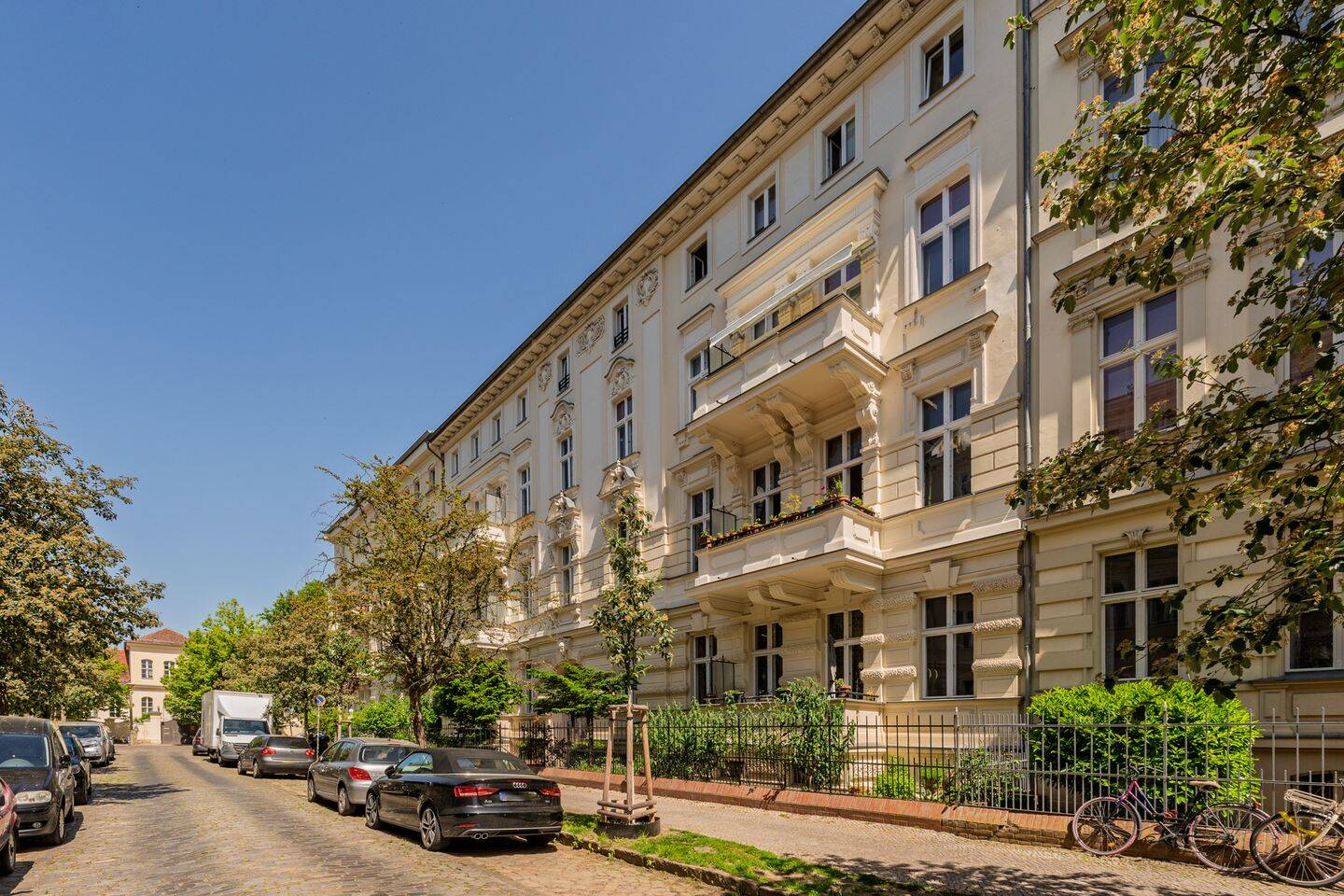 Große und moderne 4-Zimmerwohnung mit Aufzug in bester Lage - ideal für Familien – Potsdam – Vorschaubild 2