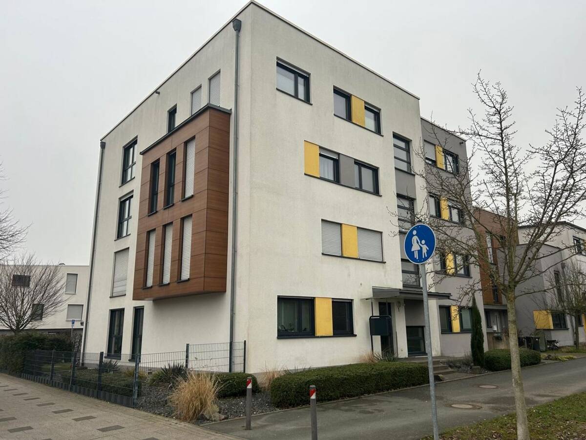 Exklusive Eigentumswohnung mit luxuriöser Ausstattung in Frankfurt-Riedberg – 60438 Frankfurt am Main – Bild 1 von 9