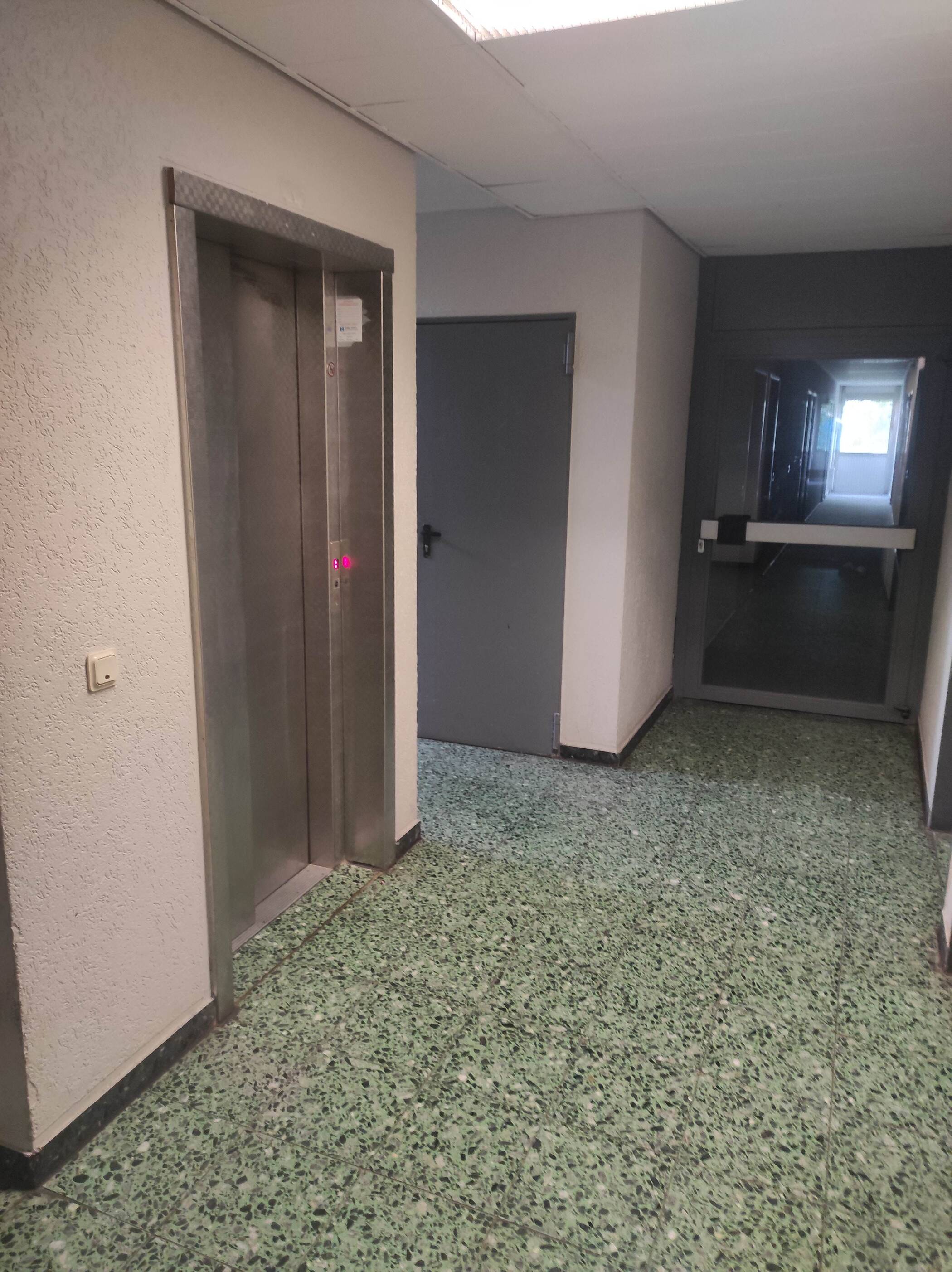 Aufgepasst Studenten - kleines Apartment zum ruhigen Innenhof! – Köln – Vorschaubild 4