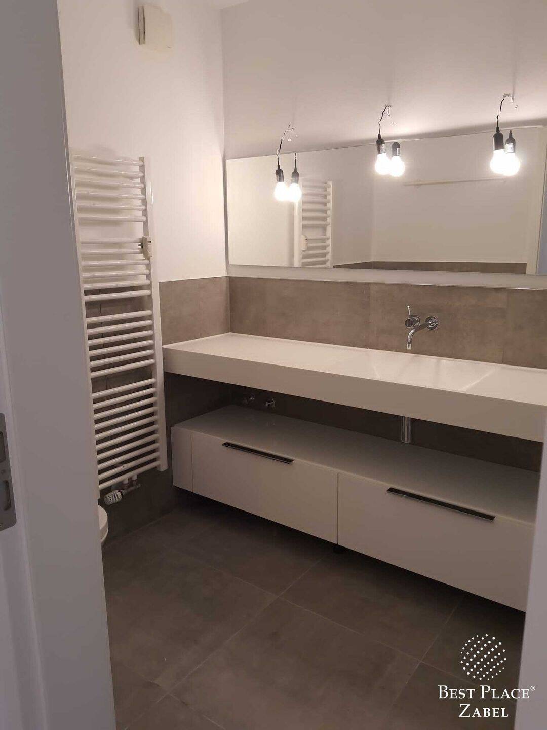 Einmalige Gelegenheit: Gut geschnittene und sanierte 3-Zimmer-Wohnung in Bestlage Harlaching – München – Vorschaubild 8