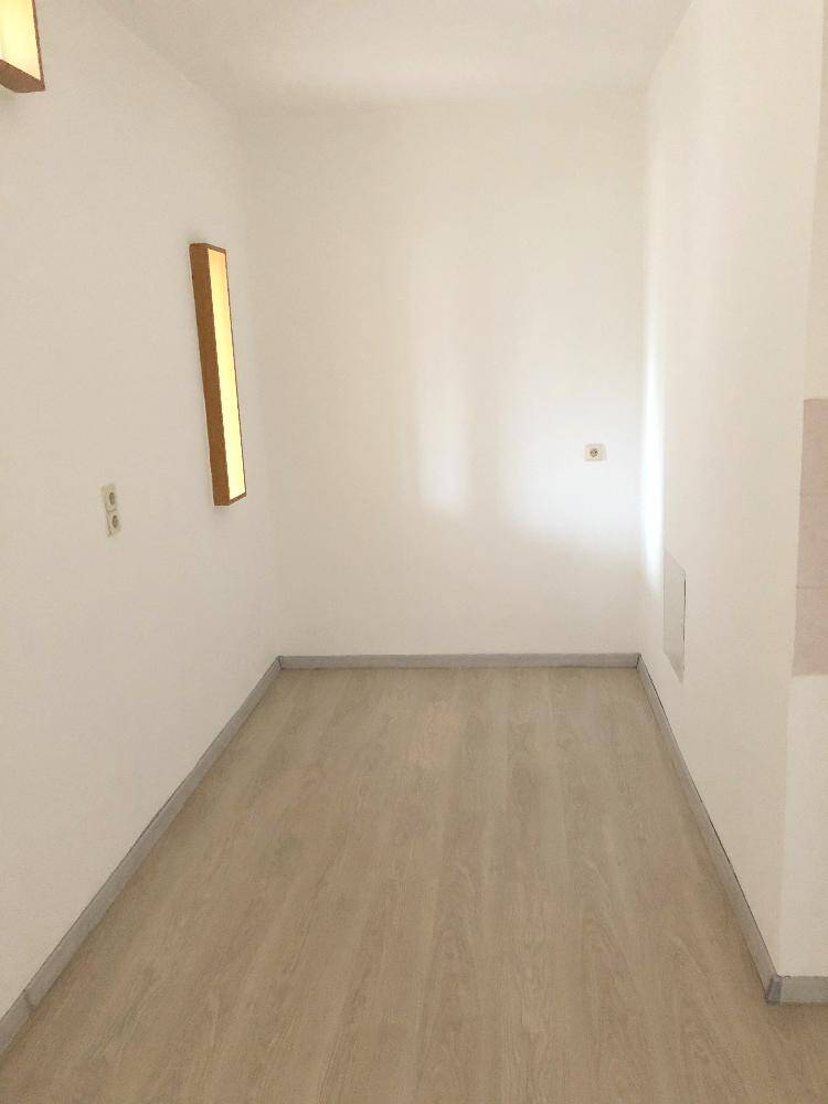 Helle Dachgeschosswohnung - WG geeignet – Chemnitz – Vorschaubild 6