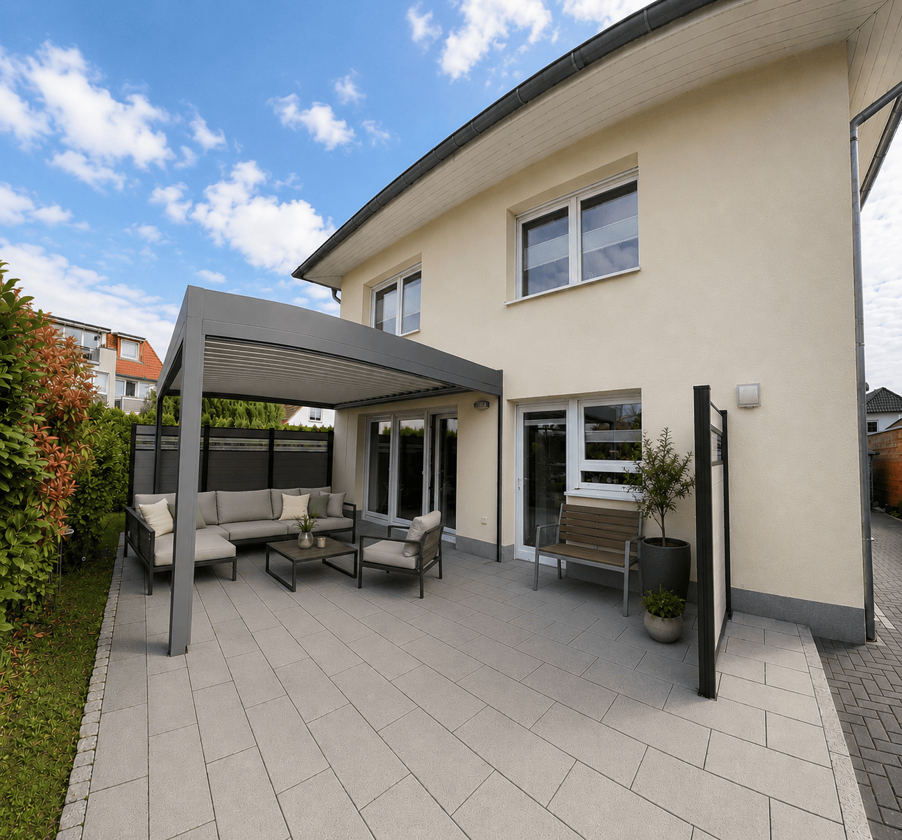 Moderne Stadtvilla - Eleganz trifft exklusiven Wohnkomfort – Berlin – Vorschaubild 2