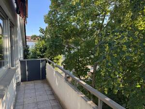 4-Zimmer-Wohnung in gepflegtem Dreifamilienhaus – 70499 Stuttgart – Vorschaubild 3