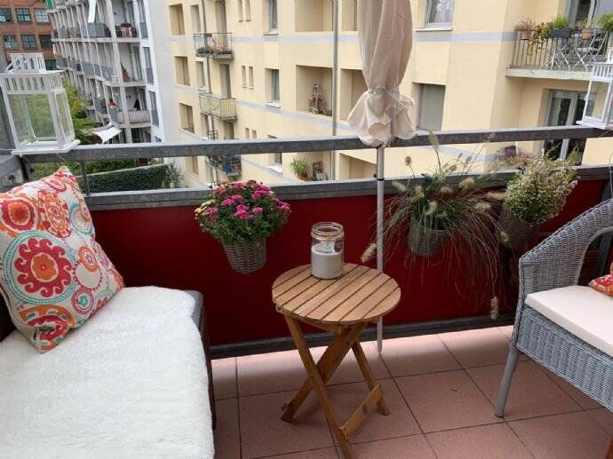 Winterhude! Zwischen Stadtpark und Osterbekkanal - Schöne 1-Zimmer Altbauwohnung mit Balkon – Hamburg – Vorschaubild 3