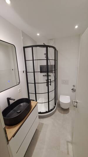 3 Zimmerwohnung, zentral , mit 60 qm großer Terrasse