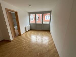Perle in der Erfurter Altstadt: Reihenhaus mit 3 Balkonen und Garage – Herrmannsplatz 13, 99084 Erfurt – Vorschaubild 5