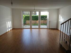 Wohnen mit Hausgefühl - Lichtdurchflutete 3-Zimmer-Maisonette mit Terrasse in ruhiger Lage von Langenhorn! – 22417 Hamburg – Vorschaubild 2