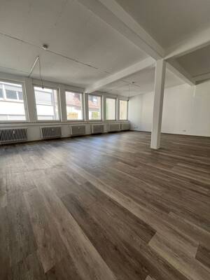 Exklusive 3-Zimmer Loft-Wohnung mit Einbauküche – 70184 Stuttgart – Vorschaubild 3