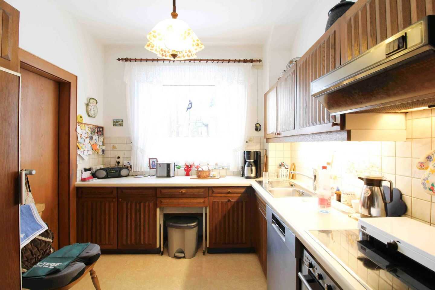 Gepflegtes Einfamilienhaus mit Garten und Garage in Berlin – Berlin – Vorschaubild 6