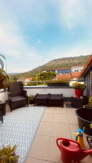 2 Raum Wohnung mit tollem Blick und Terrasse