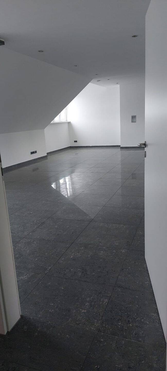 Wohnen und Gewerbe, Büro etc.. – Erlangen – Vorschaubild 3