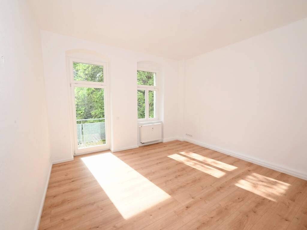 Solide Kapitalanlage: frisch renovierte 2-Zimmer-Wohnung in begehrter Lage! – Dresden – Vorschaubild 2